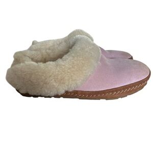 L.L. Bean Wicked Good Suede Shearling Lined Squam Lake Slippers in Pink - 7